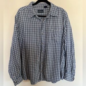 Basic Editions flannel  |  size L  | blues and white